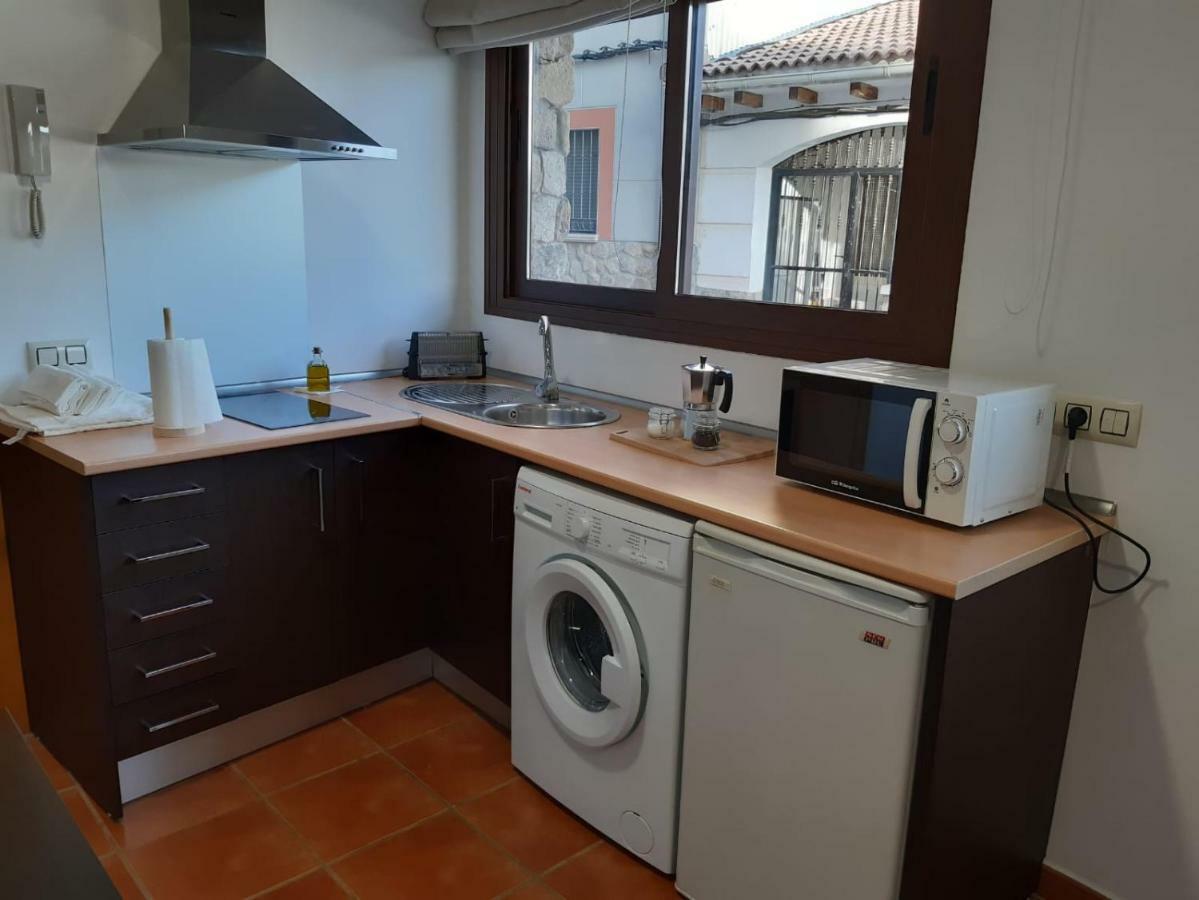 Apartamentos Fuente Arriba Пойялес-дель-Ойо Экстерьер фото