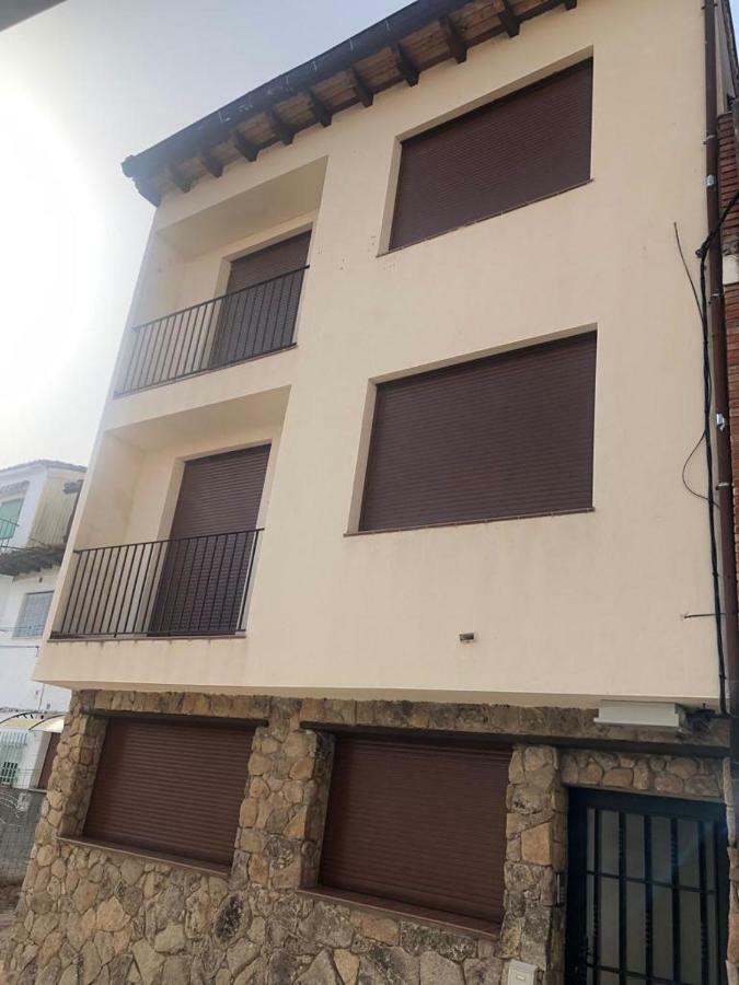 Apartamentos Fuente Arriba Пойялес-дель-Ойо Номер фото
